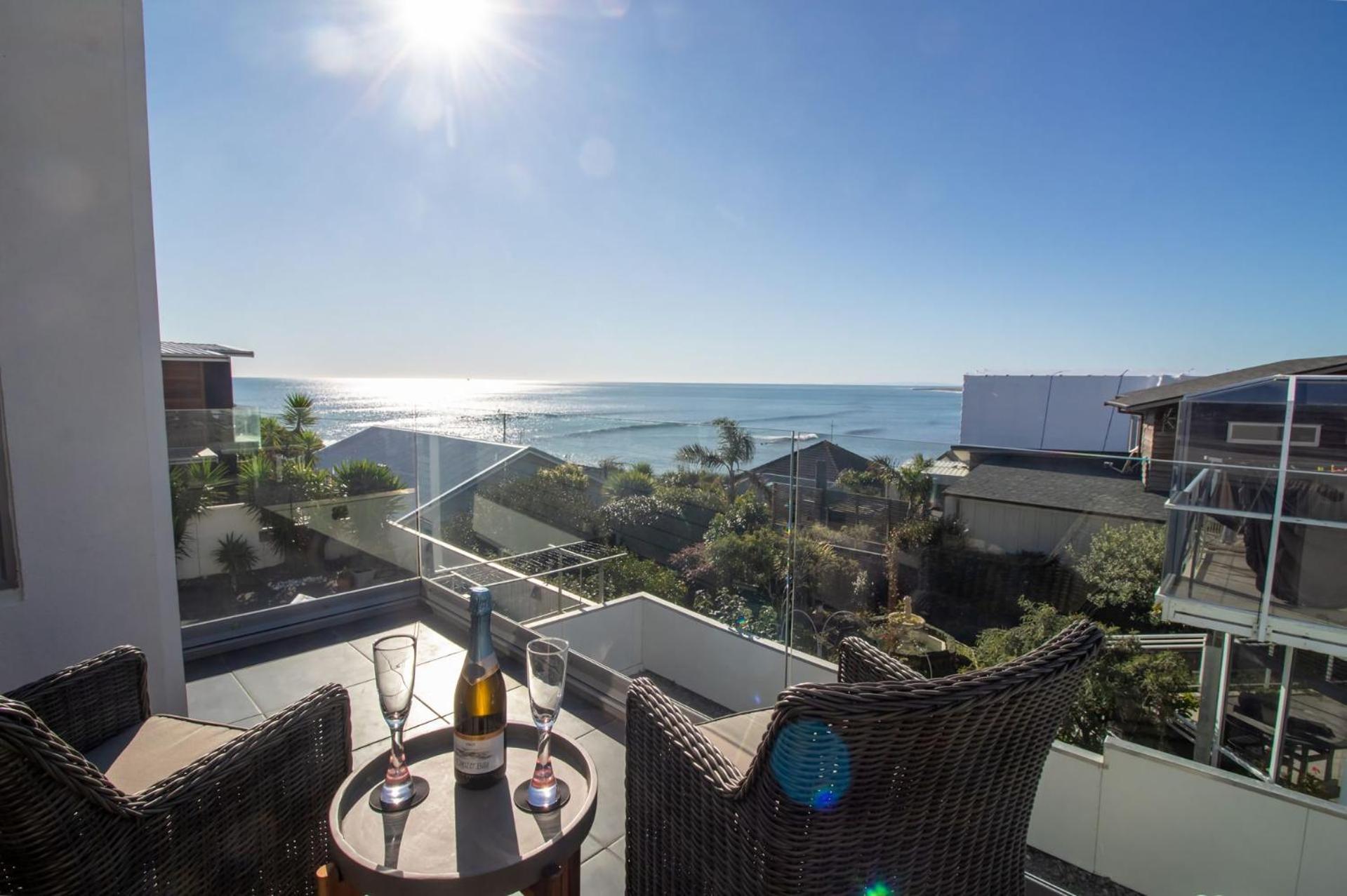 Hobson Hot Spot - Enjoy Stunning Sea Views Нью-Плимут Экстерьер фото