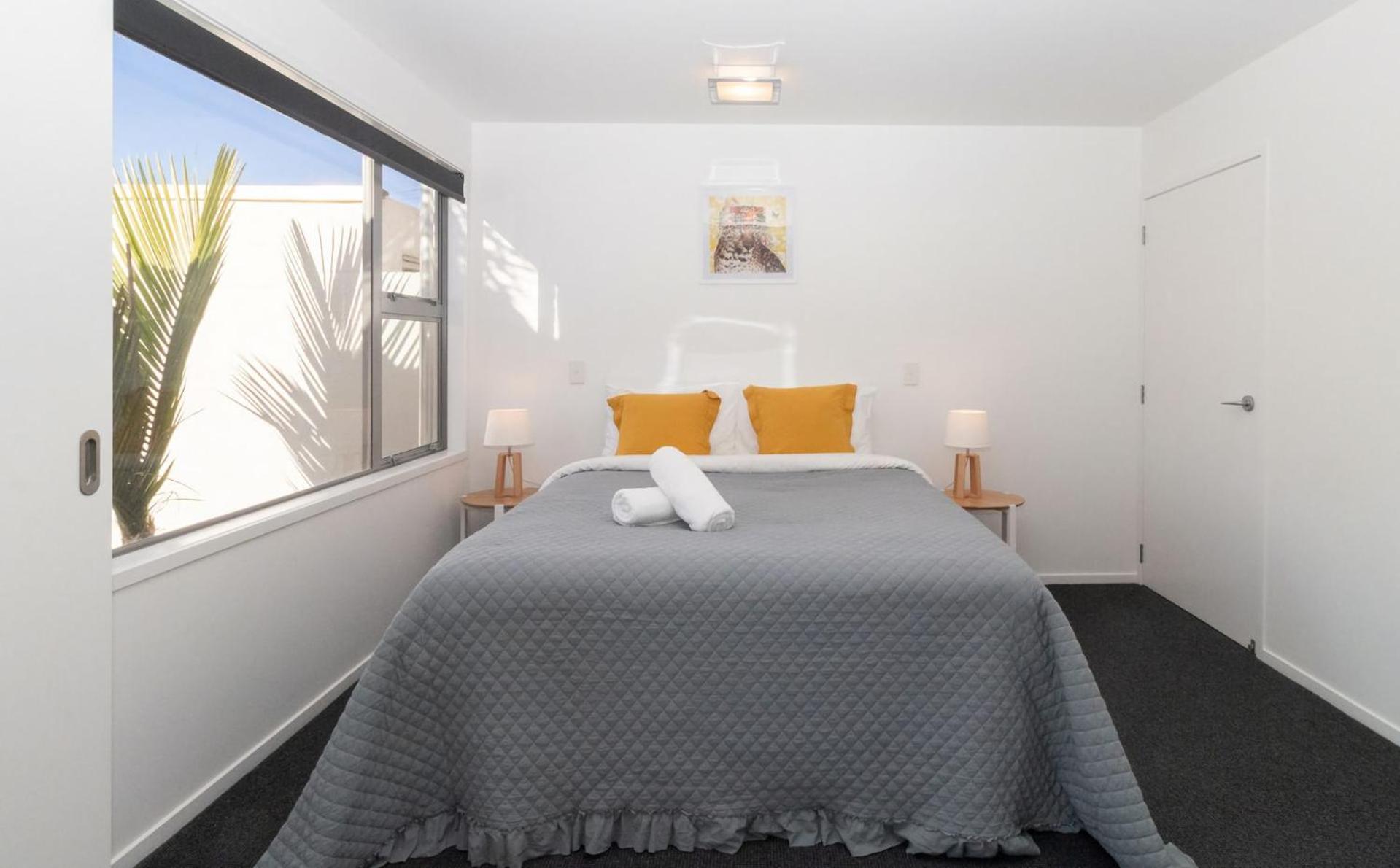 Hobson Hot Spot - Enjoy Stunning Sea Views Нью-Плимут Экстерьер фото